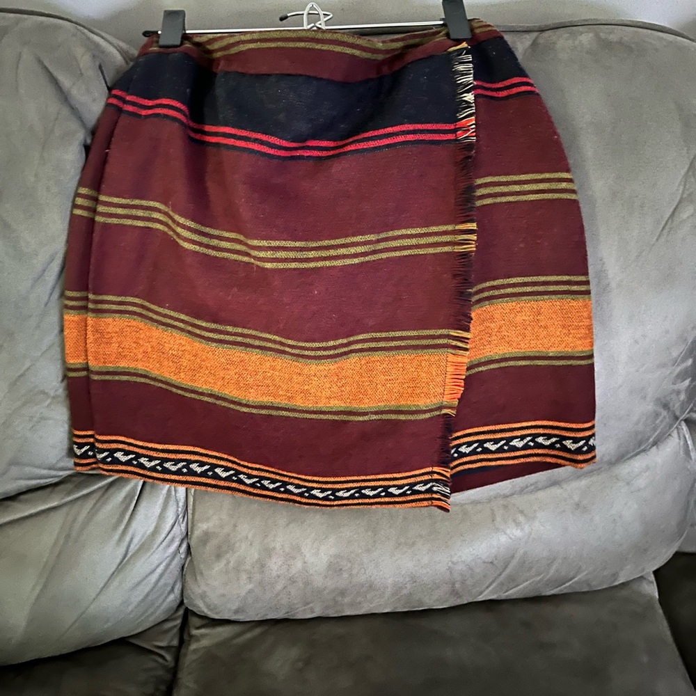LOFT woven skirt